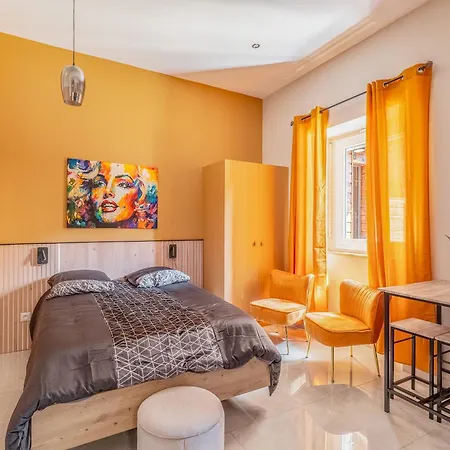 Vienne Apartment *